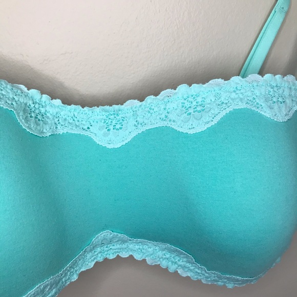 AERIE convertible bandeau bra with built in pads - Picture 3 of 8